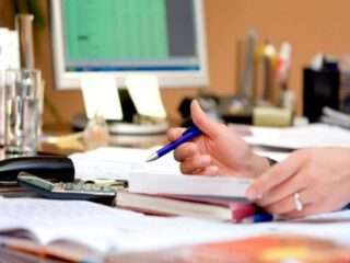 δημόσιοςυπάλληλοςκυβερνητικοί